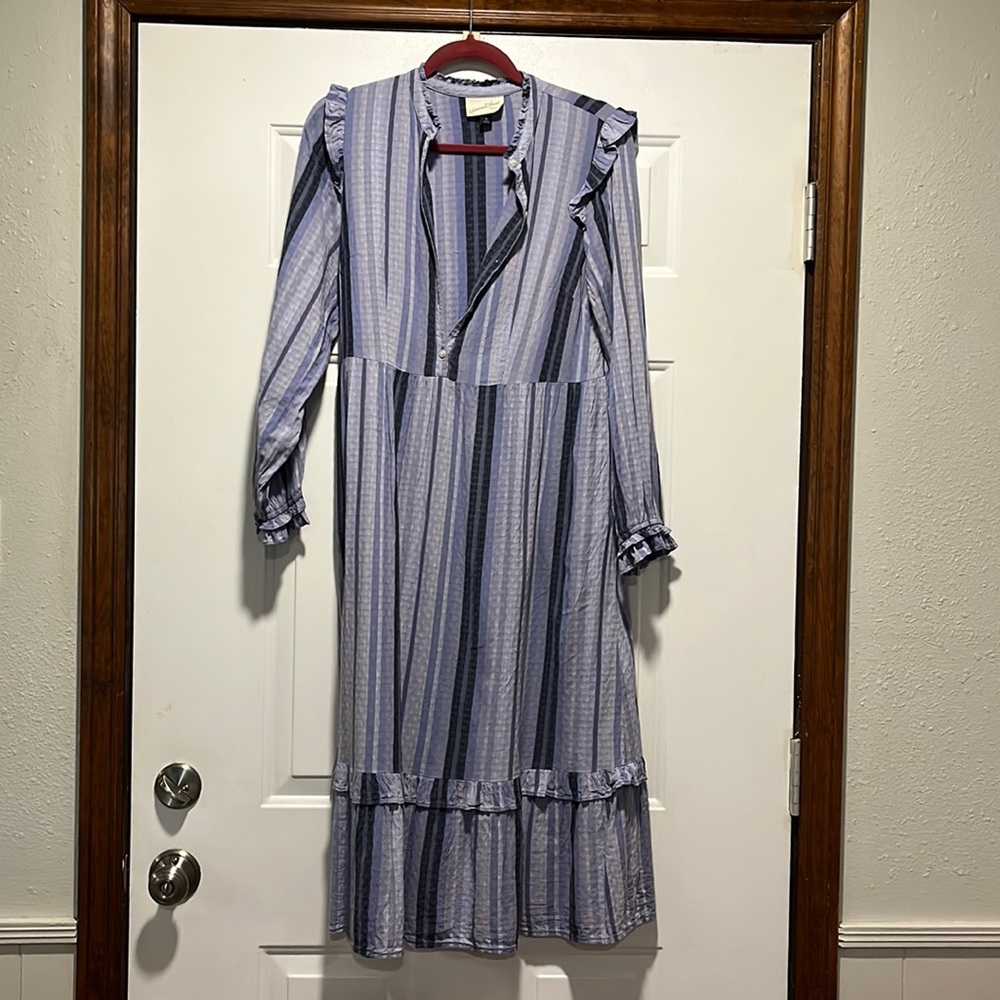 Universal Thread XS S M Blue Lavender Striped button up long sleeve Midi dress